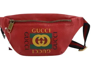 Pre-owned GUCCI Leather Belt Bags Red Belt Bag with Adjustable Belt Perfect for Daily Use