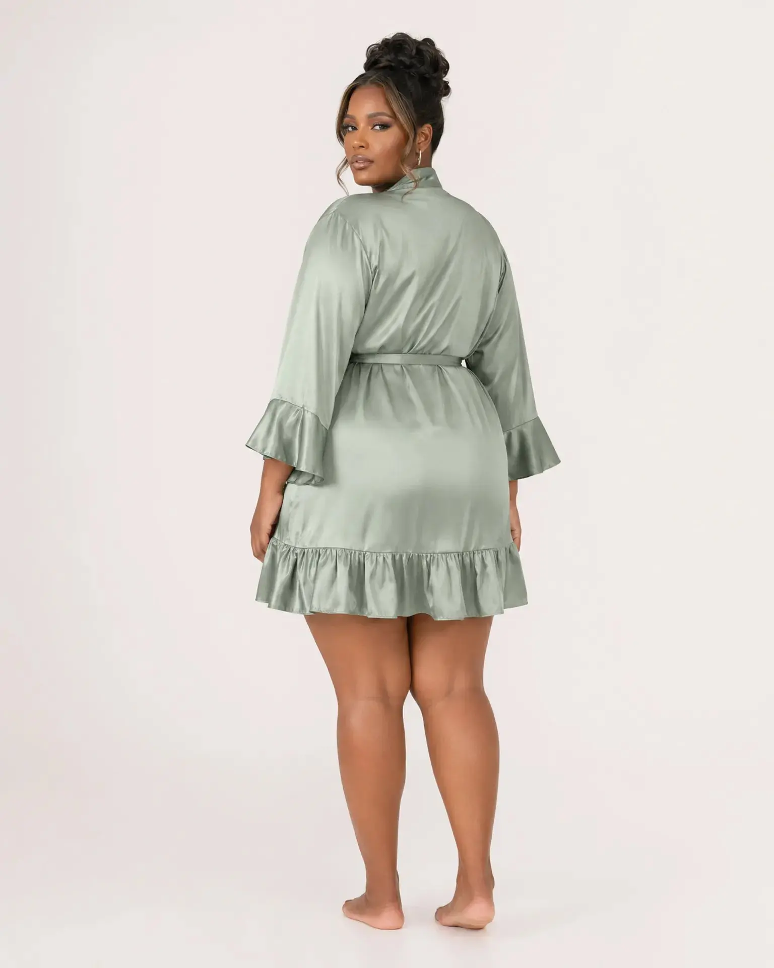 The Ruffle Bridal Party Robe (Sage)