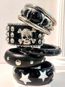 Punk Style Black & White Resin Bracelet with Multi-Element Rivet Design & Star Decor Asymmetric Round Trendy Fashionable Accessories for Women Daily Wear