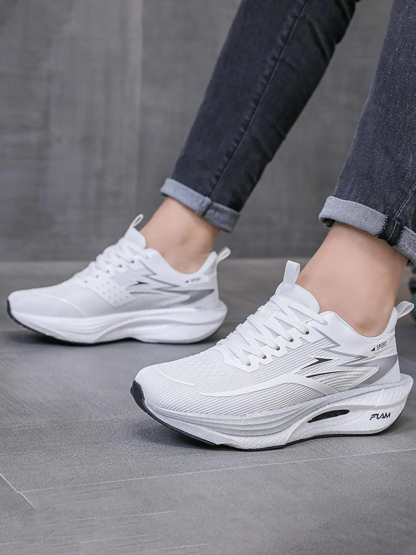 Women's High-Quality Laced Colorful Running Shoes, Trendy Running Shoes, Sporty Running Shoes, Thick Carbon Plate Sole, Fashionable Ice Silk Breathable Fabric, Outdoor Sports, Daily Wear
