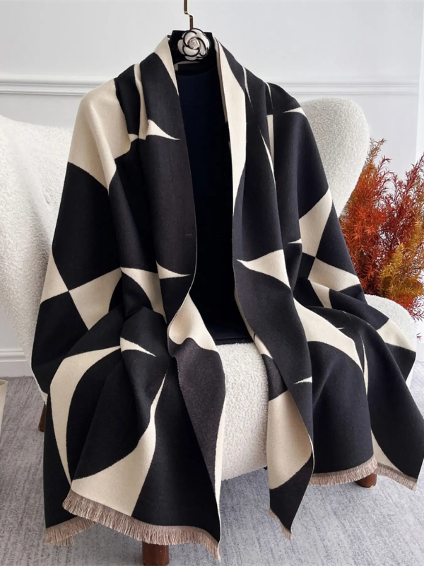 Women's Fashion New Winter Print Scarf, Casual Soft Polyester Scarf, Thick Warm Imitation Cashmere Shawl, Fringe Trim Shawl, Shawl Wrap, Windproof Outdoor Headscarf, Stylish and Cozy Accessory Winter Scarf hijab