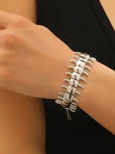 Dark Punk Style Bracelet for Men, Hip Hop Cool Metal Chain, Unique Spider Design, Trendy Accessory, Perfect Gift Idea