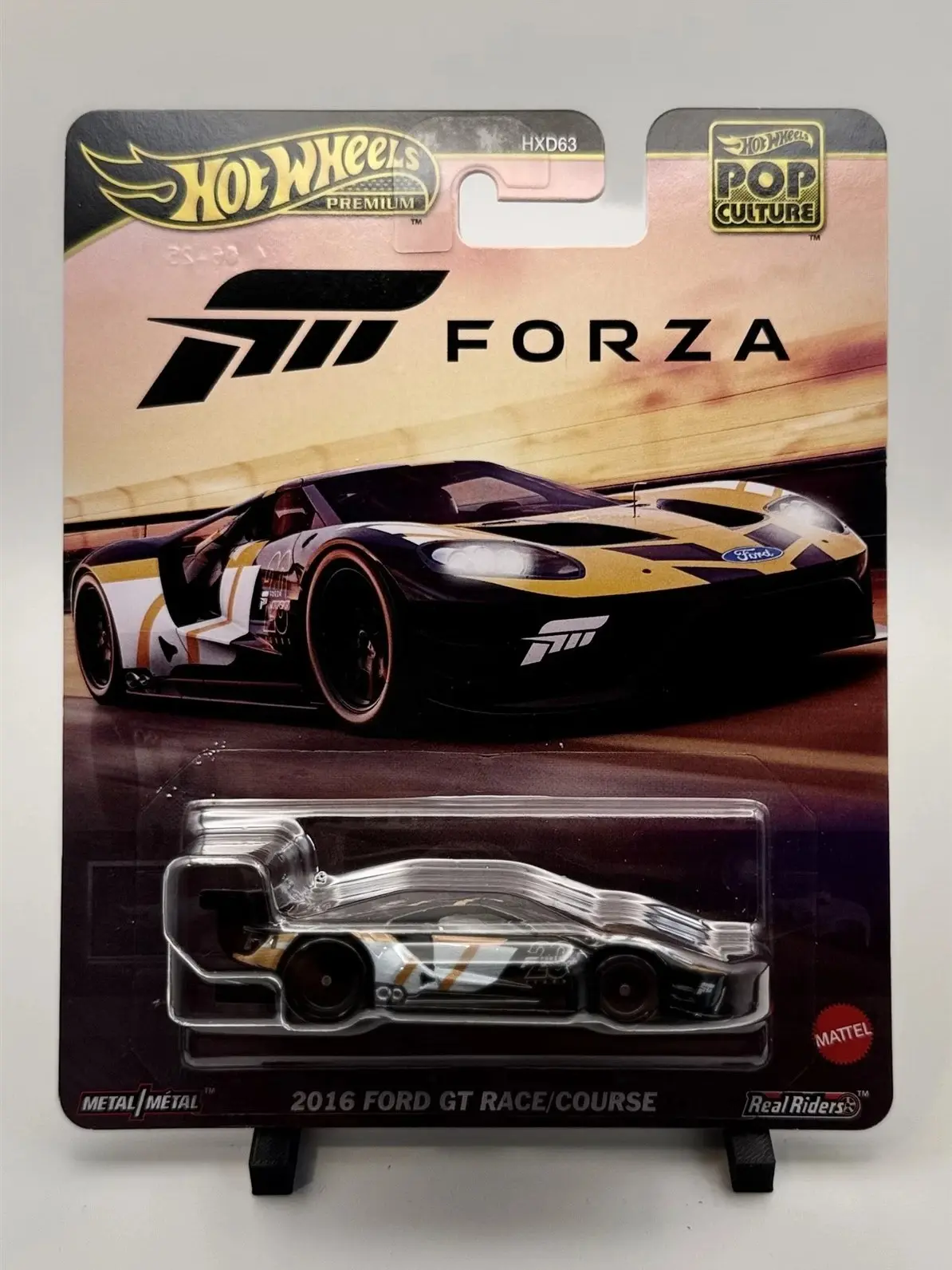 Hot Wheels 1:64 Diecast Model Car - 2016 Ford GT Race Black Forza Premium, Authentic Design Boxed Collectible Friction Vehicle, Miniature Racing Car Model Friction Vehicle for Kids 3+, Diecast Models, Model Cars