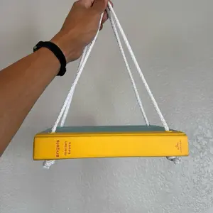 Handmade Book Planter Hanger – Vintage-Inspired Wall Decor for Your Plants