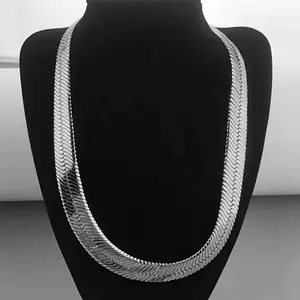 1PIC 5mm wide chain necklace for men, classic neck jewelry with squid bone chain. Men's Hip Cuban Chain Style Necklace 20 inches, 24 inches