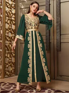 Elegant Two-Piece Traditional Abaya Robe Set, Deep Arabic Dress with Gold Embroidery, Perfect for Ramadan and Weddings