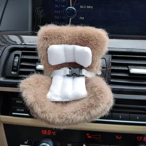 Plastic Doll Car Seat with Soft Plush Pad, Ventilation Clips, Desktop Stand, Cute and Practical Car Decoration, Car Interior Decoration for Bjd Fans and Collectors