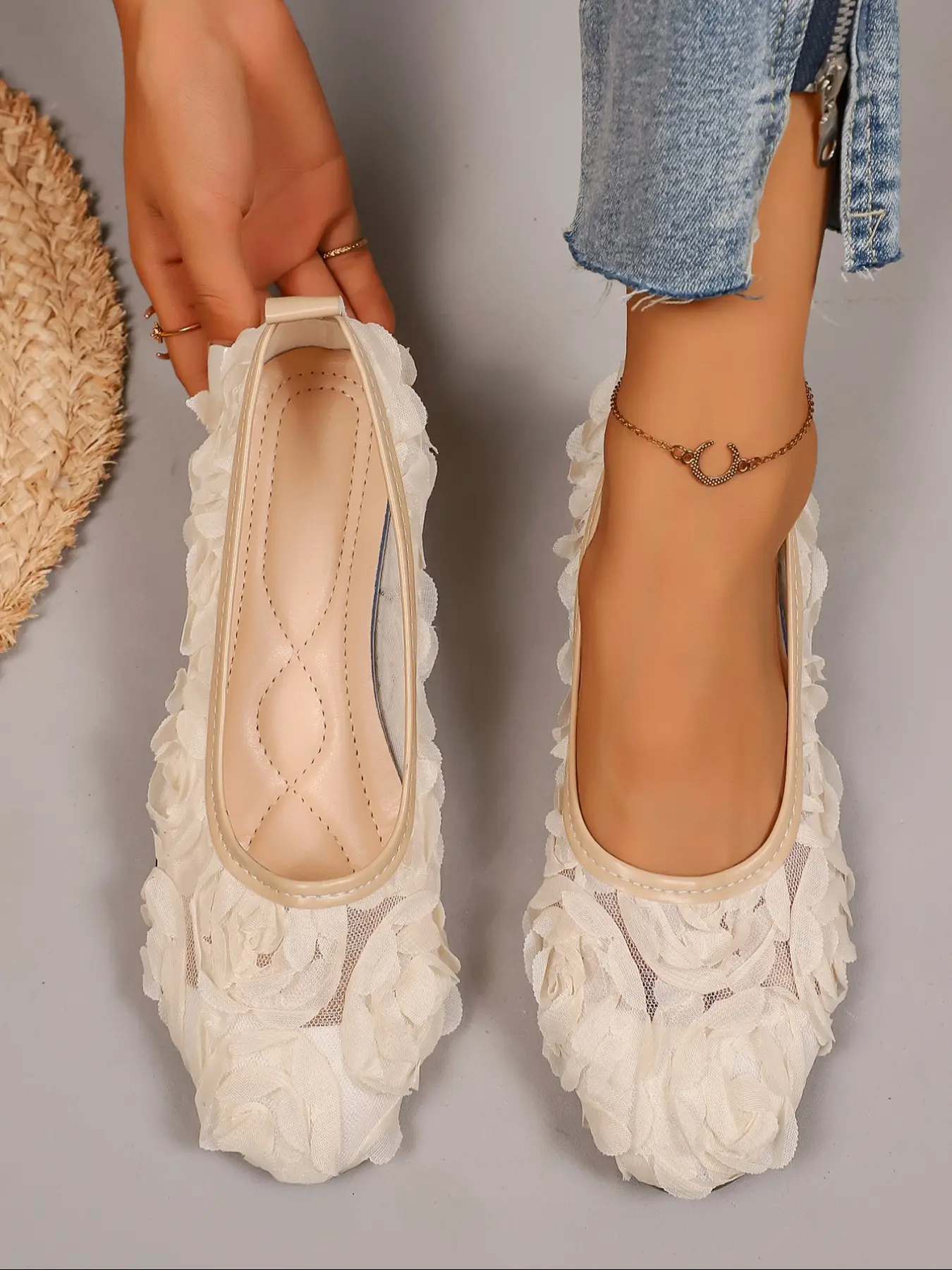 Women's Elegant Lace Pattern Flat Shoes, Fashion Pointed Toe Lightweight Summer Flats, Casual Comfortable Daily Wear, Wedding Shoes