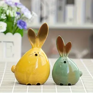 Trendy Resin Rabbit Crafts, & Rabbits Holding Hands, Decorative Home Accessories, Perfect Gift Idea