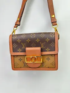 Pre-owned Louis Vuitton Monogram Canvas Shoulder Bag Dauphine D0083