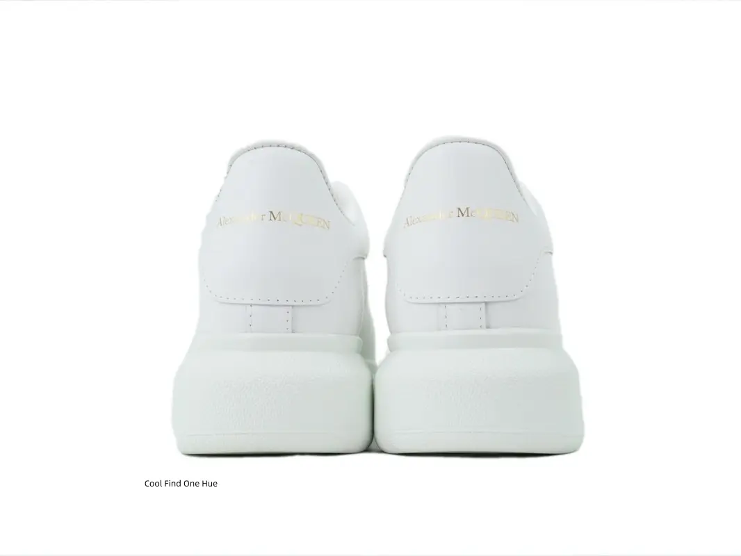 All‑White Chunky Platform Low‑Top Sneakers For Unisex, Lace‑Up Thick‑Sole Daily Trainers, Premium Full‑White Leather Surface, Cushioned Elevated Midsole, Minimalist Clean Look For Travel, Shopping & Urban Everyday Wear