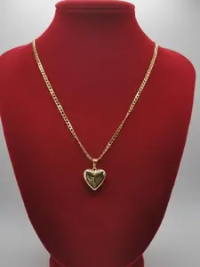 Cadena Cubana 2mm, Gold Plated 14k, 16 inches, Heart-Shaped Charm, Reversible Pendant, Lightweight, Water Resistant, Daily Wear Jewelry