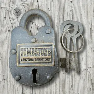 Tombstone Arizona Territory Cast Iron Gate Lock With Keys & Antique Finish (2.5" x 1.5")