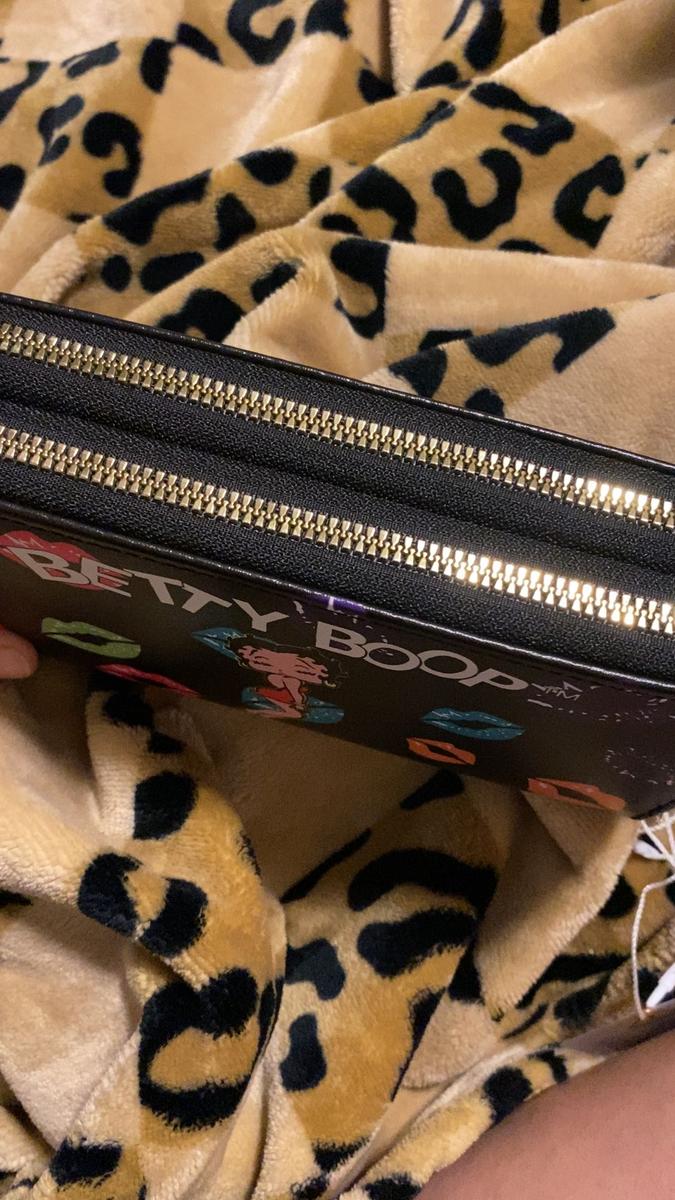 Item: Funky, Double Zipper