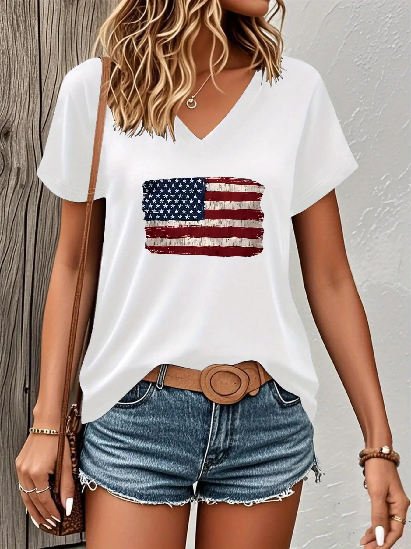 Women's Casual V-Neck Short Sleeve American Flag Graphic Pullover T-Shirt - Lightweight, Machine Washable, All-Season Versatile Patriotic Apparel, Everyday Basics, Trending Women's Clothes, Tops for Casual Attire