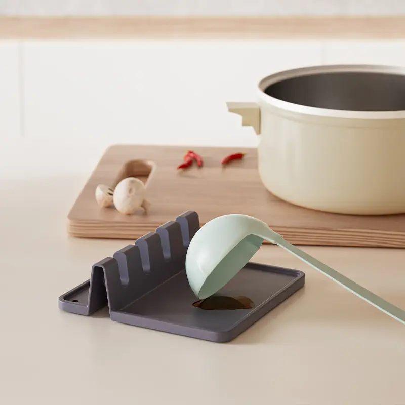 Silicone Shelf Spoon Holder, 1pc Multifunctional Kitchen Tool, Kitchen Accessories for Home Dining Room Picnic Camping, Silicone Spoon Rest