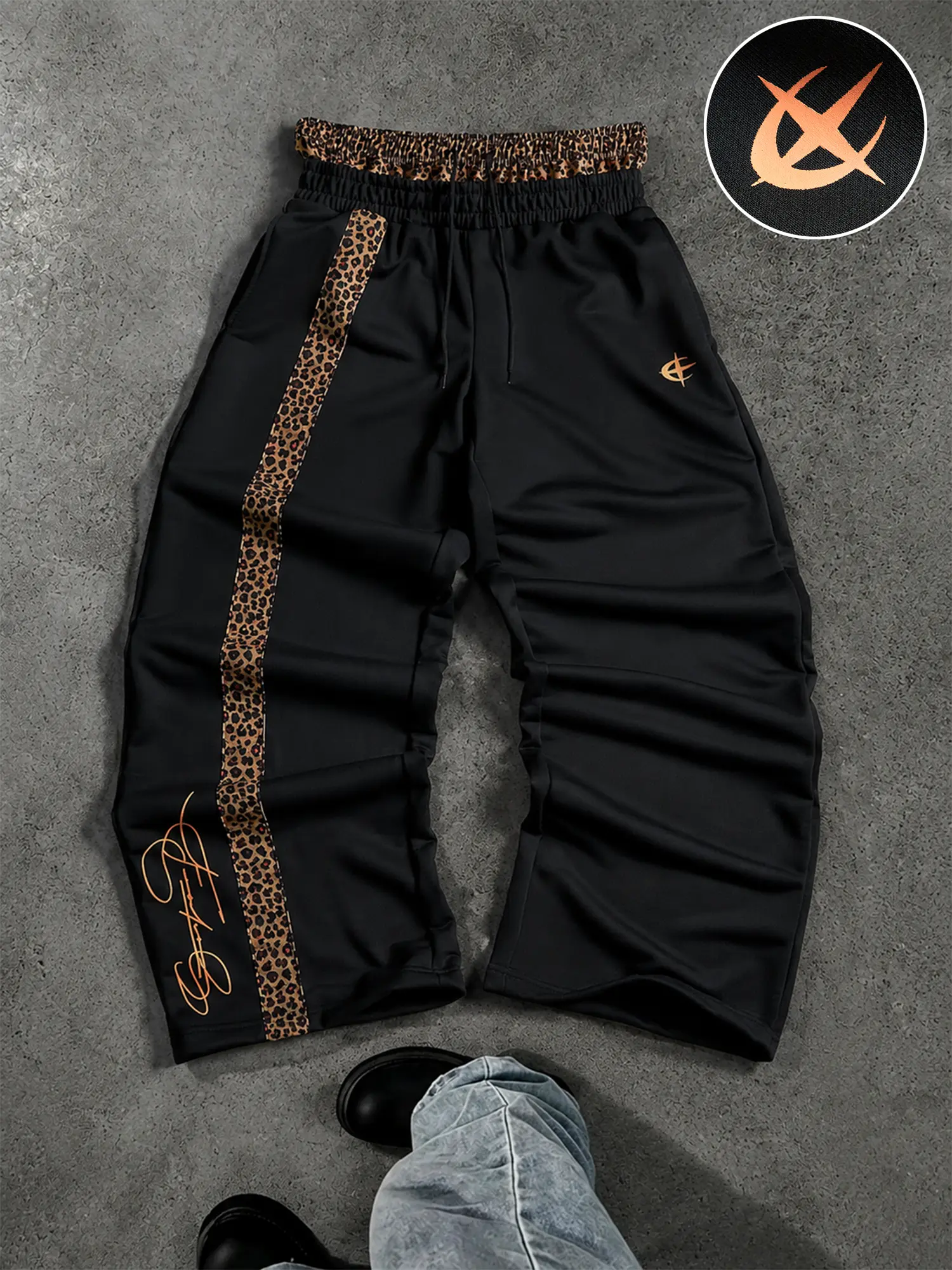 Men's Leopard Print Patchwork Sweatpants Streetwear Drawstring Elastic Waist Wide Leg Track Pants Embroidered Logo Casual Joggers Hip Hop Baggy Trousers Y2K Vintage Side Stripe Athletic Pants Loose Fit Stretch Soft Trendy Fashion