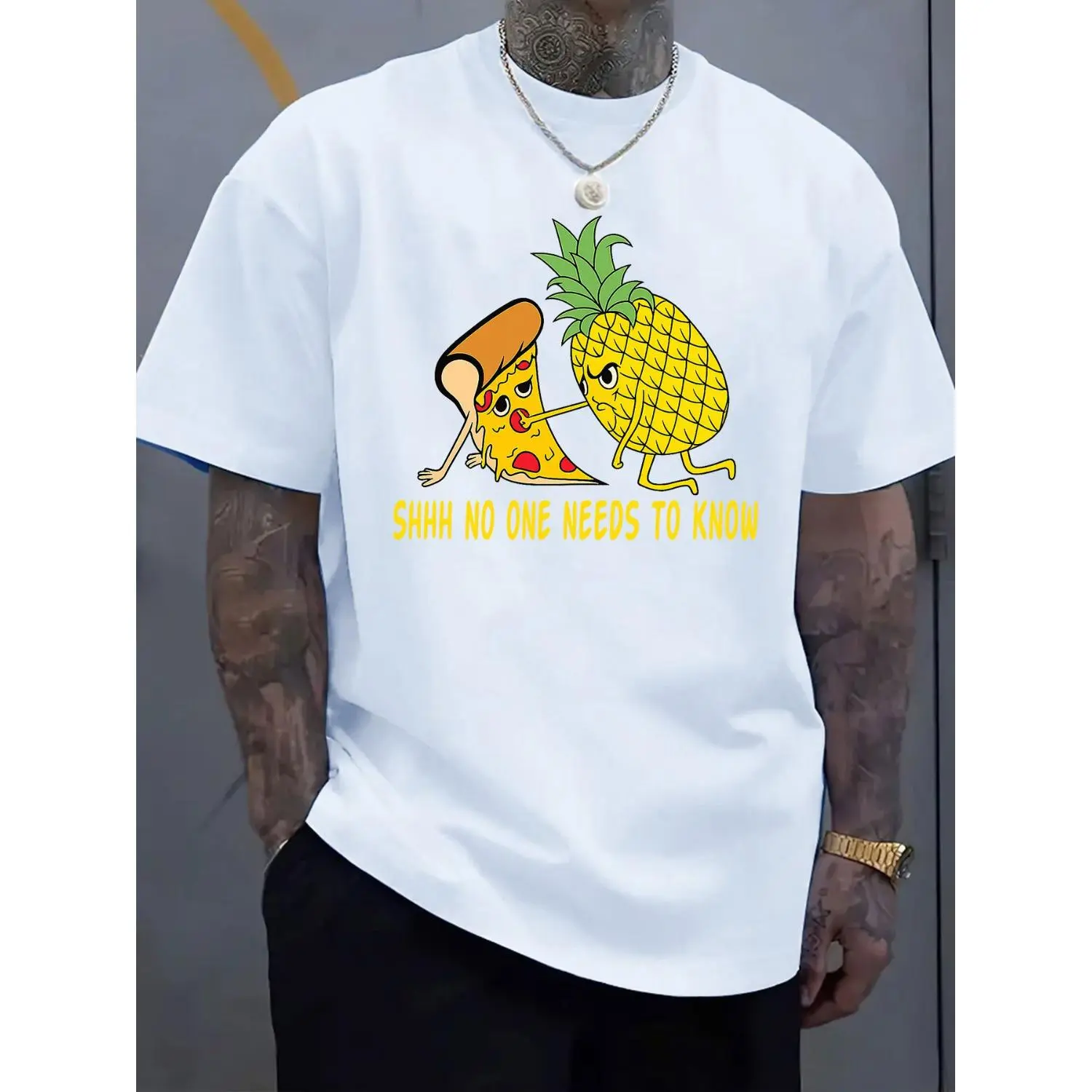 Men's Fun Pizza and Pineapple Print T-Shirt with "No One Knows I Understand Pineapples" Slogan- Short Sleeve Casual Summer T-Shirt with Elastic Neckline, Suitable for Hawaiian Theme Parties and Casual Outfits, Machine Washable(Pi Streetwear T-shirt