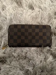 Pre-owned Louis Vuitton Canvas Small Leather Goods Damier Ebene Round Zippy Long Wallet
