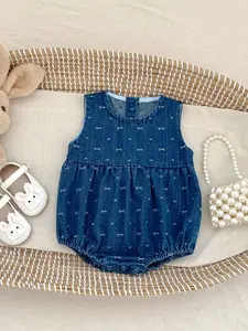 Spring & Fall New Bow Heart Embroidered Denim Sleeveless Jumpsuit for Baby Girls, Stylish Backless Triangle Romper, Baby Clothing