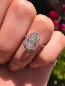 The fashionable teardrop shaped ring is suitable for daily wear, vacation dates, and other occasions, and is also a surprising and exquisite small gift, Solitaire Ring