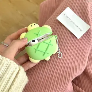 Cute Turtle Design AirPods Case with Keychain, Silicone Protective Cover Compatible with AirPods 1/2/3/4/Pro/Pro 2, Durable Anti-Drop Earphone Accessory for Everyday & Travel Use