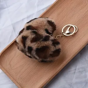 1pc Heart-Shaped Leopard Plush Keychain Compatible for Women's Handbags & Backpacks - Black & Golden Animal Print Soft Fluffy Key Ring Accessory, Cute Charm for Purses, Durable Design