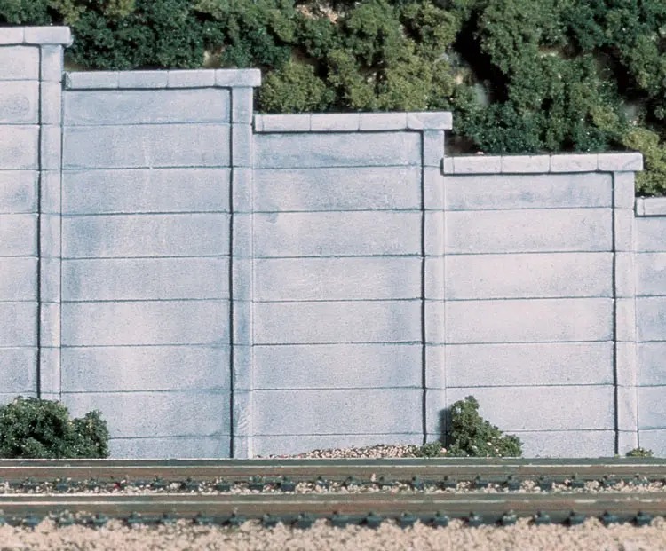 Concrete Retaining Wall - HO Scale, 3 Piece