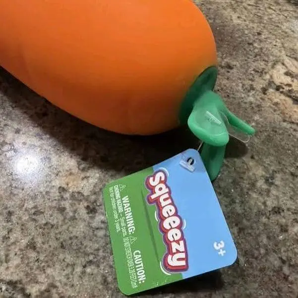 Carrot Shape Stress Relief Toy - Fun and Engaging Design for Relaxation and Play
