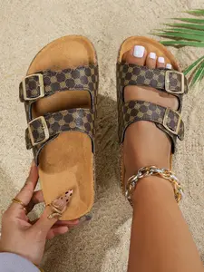 Fashion Indoor Outdoor Slippers, Comfortable Open-Toe Flat Sandals, Pu Leather Slides, PU Leather, Classic Style, All over Print, Medium Width