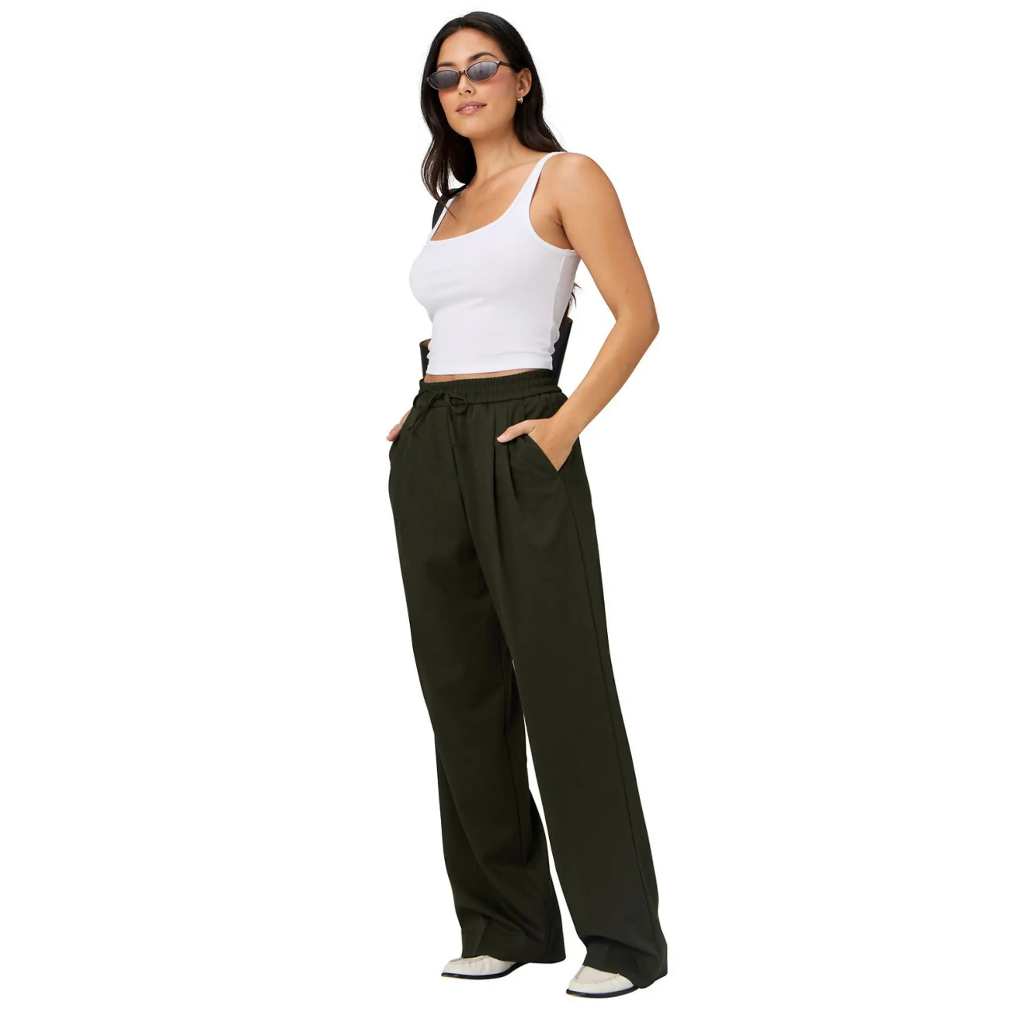 Fabletics Foundation Mid Rise Pull-On Trouser