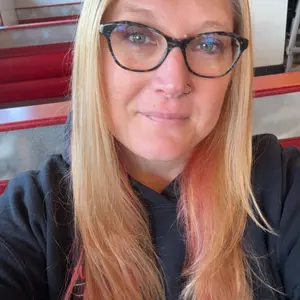 Product Review of [Sungboon] Silk Collagen & Peptide Face-Lift Duo Tiktok Exclusive – Ampoule + Rejuvenate Serum with 8 types Hyaluronic Acid for wrinkles & fine lines | Gift set Firming, Moisturizing, Collagen Boosting, Anti aging Korean Home Aesthetic for all skin types from J**e H**s