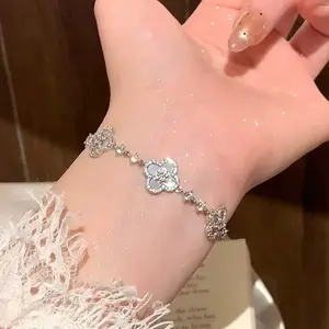 2026 New Light Luxury Four-leaf Clover Hollow Adjustable Bracelet Advanced Temperament Charm Bracelet Elegant Hand Jewelry for Women