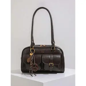 Retro-Style Double-Pocket Shoulder Bag with Pendant, Simple Versatile Casual Underarm Bag, Niche Design for College Students and Office Workers' Daily Commuting, Casual Commuter Bag
