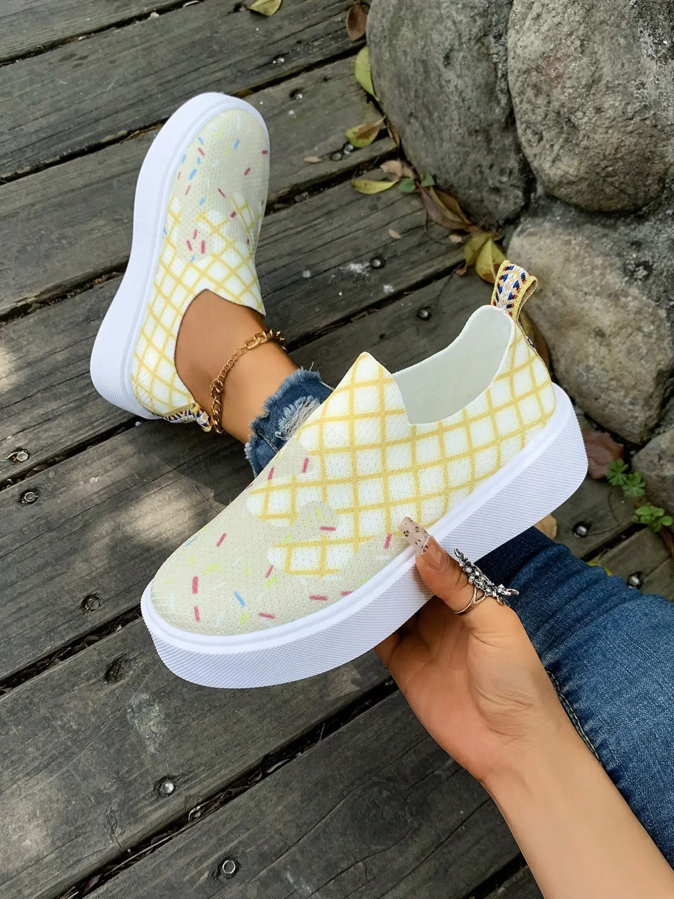 Women's Two-Tone Plaid Preppy Sneakers, Breathable Slip-On Summer Shoes, Comfortable Soft Sole, Ideal for Pregnant Women and Moms, Walking shoes