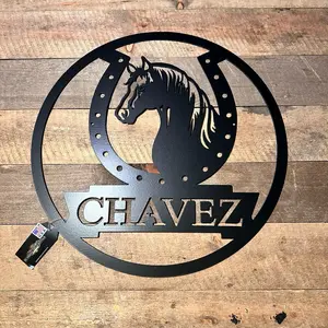 Personalize. Steel horse shoe with horse face Decor Wall Hanging Ornaments Hangable Gift Decoration