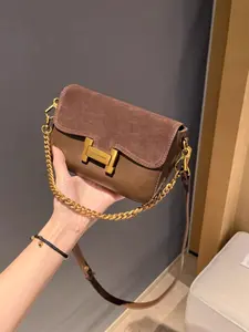 Trendy Vintage Women Bag 2026, High-End Matte Underarm Chain Shoulder Crossbody Small Square Bag, Fashionable Handbag for Everyday Use, Embellished Shoulder Bag