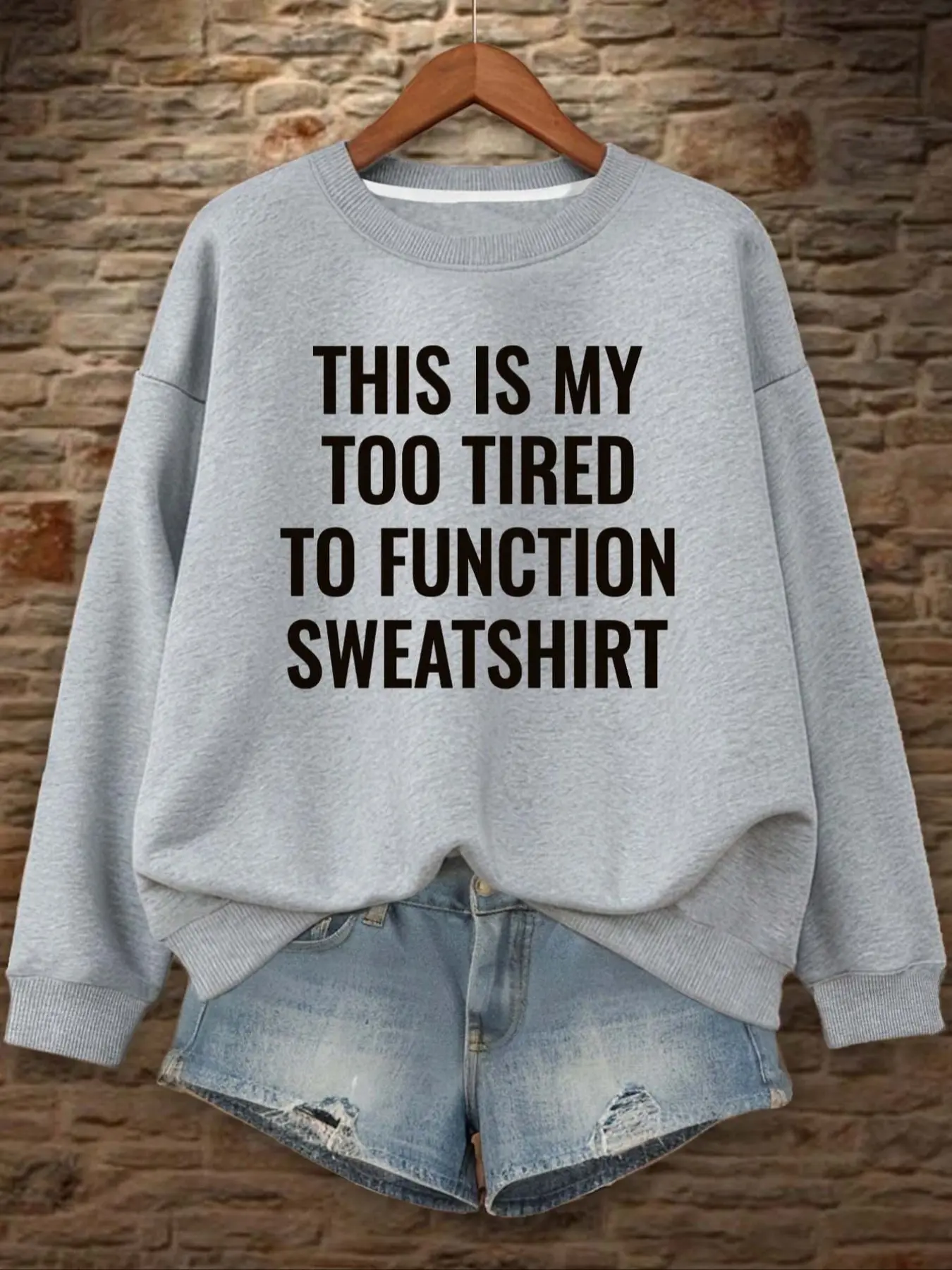 Women's Casual Holiday Style Fleece Pullover Sweatshirt, Loose-Fit Round Neck Long Sleeve Womenswear Top for Fall & Winter Seasons