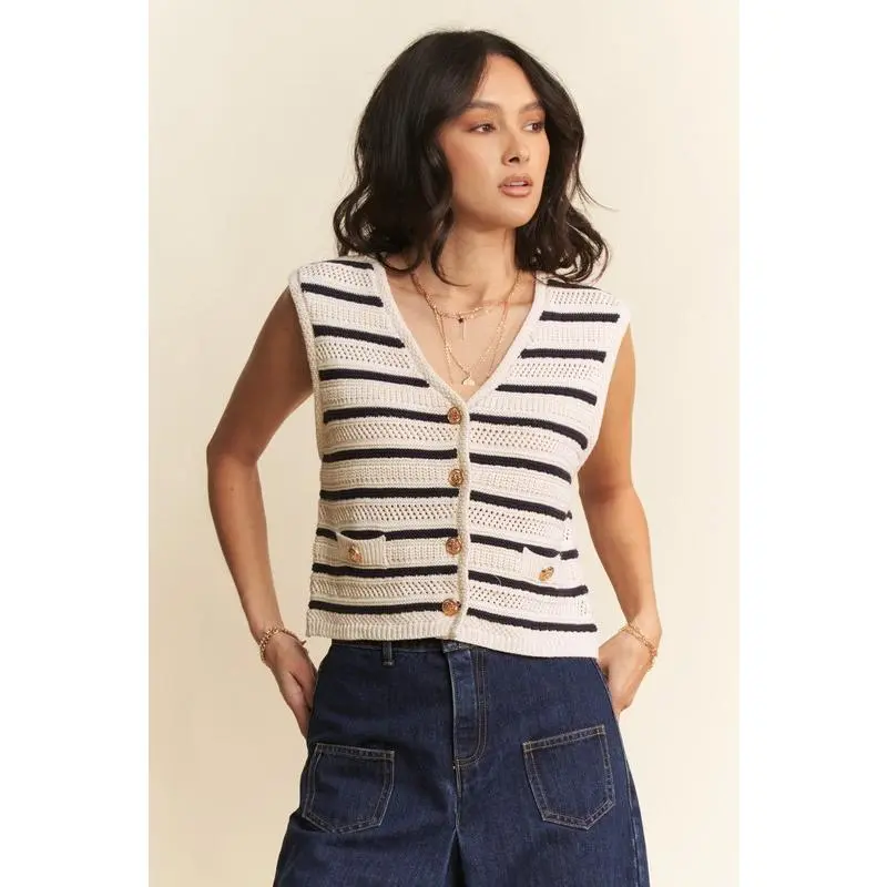 Davi & Dani Sleeveless Cropped Striped Sweater Knit Vest Top