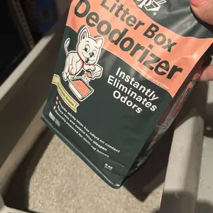 #1 Cat Litter Box Deodorizer – Smell Control Additive for Kitty Litter, Extends Litter Life, Works with Automatic Litter Box, Fresh Clean Aroma, Kitten Safe & Non-Toxic Kitty Litter Freshener, Prevents Amonia Smell, Multi-Purpose Use for Homes