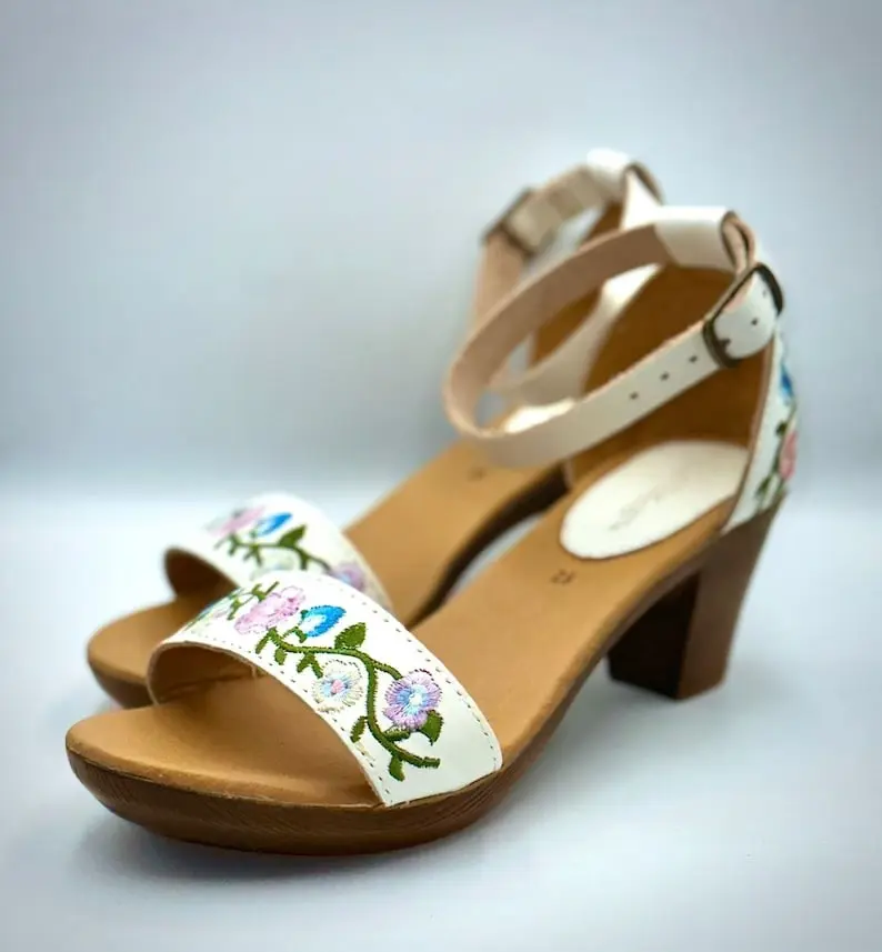 Wedding shoes - low heel sandals - mexican huarache - mexican shoes - white sandals