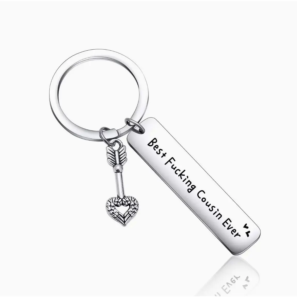 Funny "Best Fucking Cousin Ever" Keychain for Women – Stainless Steel Arrow Heart Key Ring, Sarcastic Cousin Gift for Sister, Best Friend, Birthday, Christmas