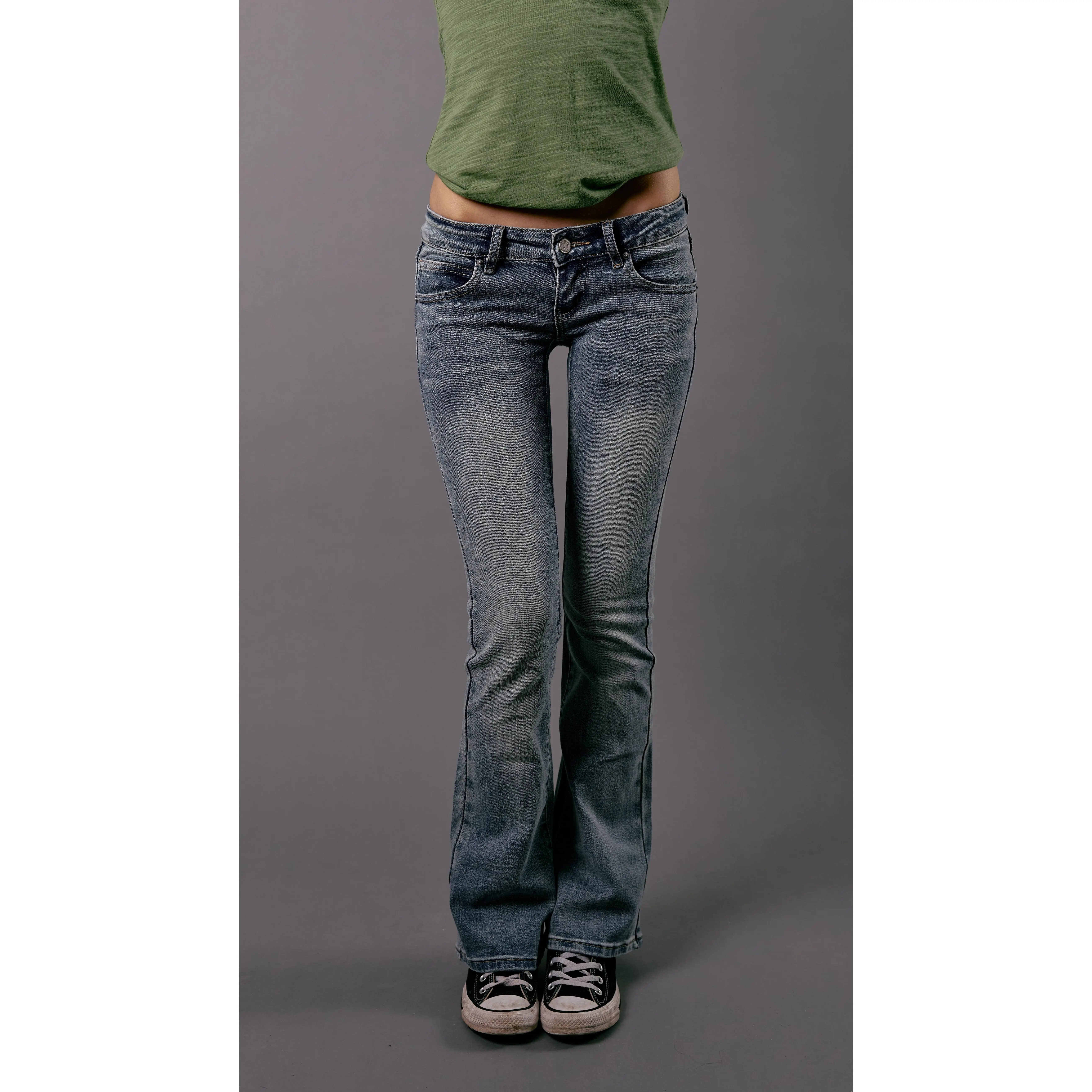 CLASSIC BRAT LOW RISE JEANS