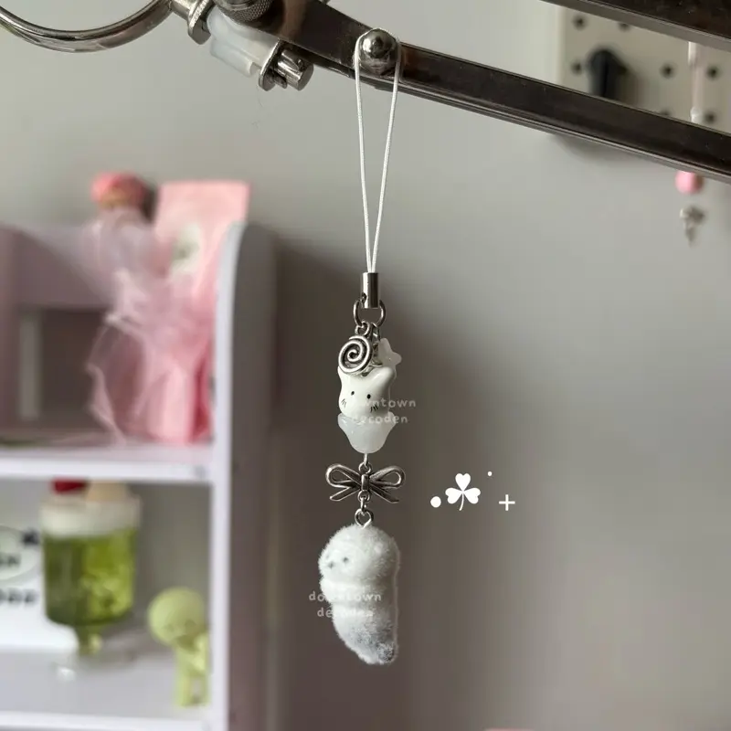 baby otter silver bow + forest spirit oceancore heisei retro dtdeco juminocore phone charm <3