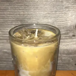 Carmel Ice Coffee 7oz Candle with Rich Vanilla Undertones and Crystal Clear Beads