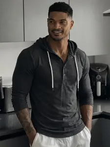 Sports and fitness button-up hooded long-sleeve top for men, hooded henley collar long-sleeve sweatshirt, vintage style, casual, plus size, comfortable, skin-friendly, trendy item for home use