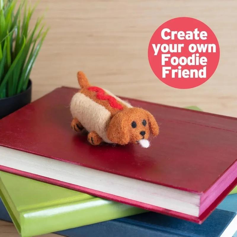 DIY Needle Felting Kit w Case- Animal Foodie Friends- Everything to Make 8 Adorable Felt Animals- Includes Mat, Tools, Needles & Instructions- Homemade Arts & Crafts, Gifts, Kids Party Activity