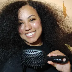 Product Review of Unbrush Detangling Hair Brush by FHI Heat from S**y F**a