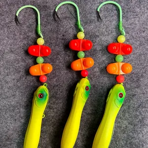 8/0 Hooks with 4 inch spooks and 80lbs leader line.