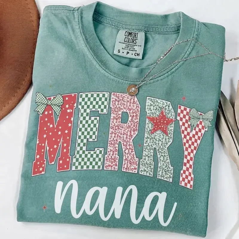 Comfort Colors Christmas Mama Shirt, Personalized Mama Mimi Gigi Shirt, Funny Christmas Tee, Christmas Mom Shirt, Christmas Grandma Shirt, Holiday Family Shirt, Cute Christmas Gift